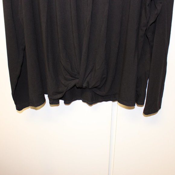 Mr. Max Fashions Black Long Sleeve Top With Knotted Front 3X - Picture 2 of 5